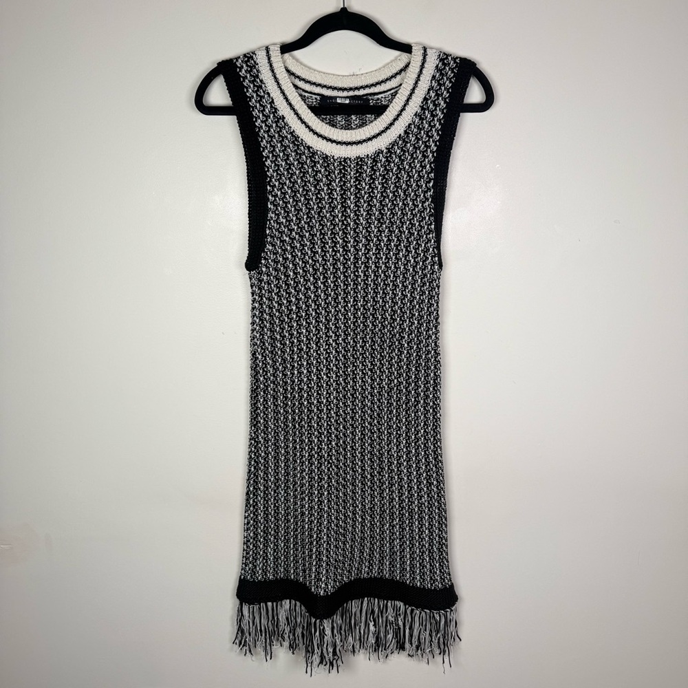 English Factory Black White Chunky Knit Sleeveless Fringe Hem Dress - Picture 2 of 5
